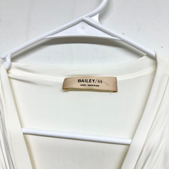 BAILEY / 44 Women White Ruffled Cindy Pleated Bell Sleeve Top Size Large - Picture 3 of 4